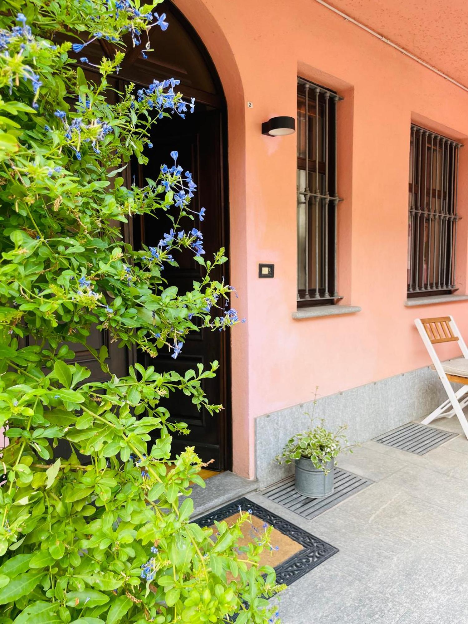 Casa Caroli, Charme E Comfort Nel Cuore Di Alba Exterior foto